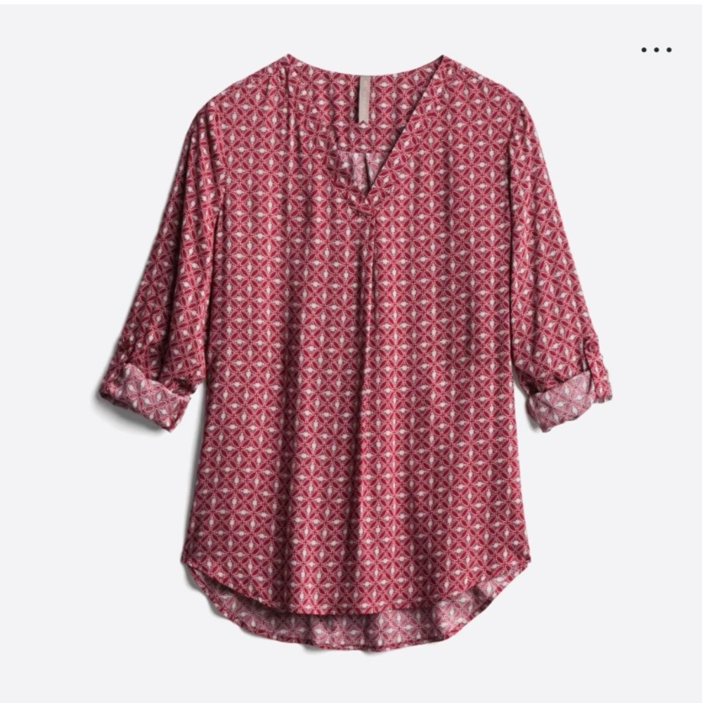 Briana & Em Lemmy V-neck top